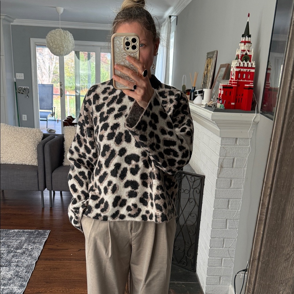 H&M Black and Cream Leopard Print Crewneck Sweater